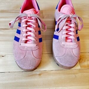 Adidas Women's Originals Gazelle Pink and Navy Sneakers